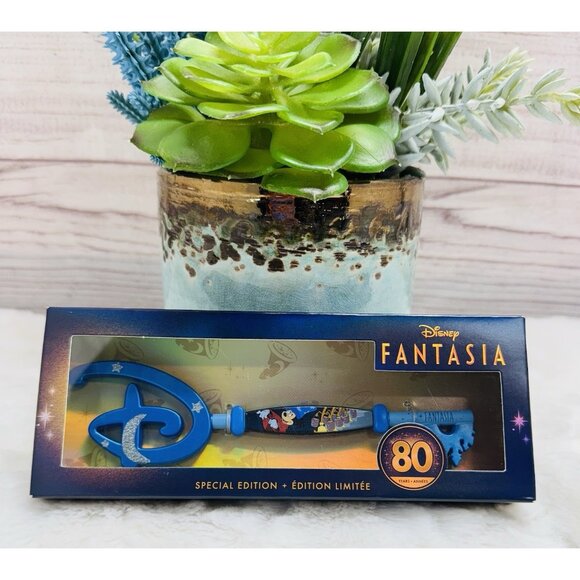 Disney Fantasia Sorcerer Mickey Mouse 80 Years Special Edition Collectible Key - Picture 1 of 2